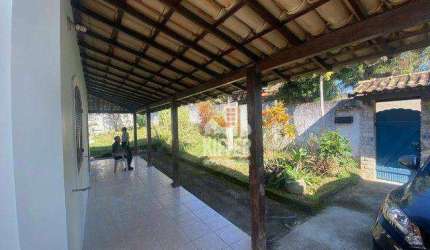 Casa duplex com 4 quartos e terreno de 1.600m² em Inoã – pronta para morar