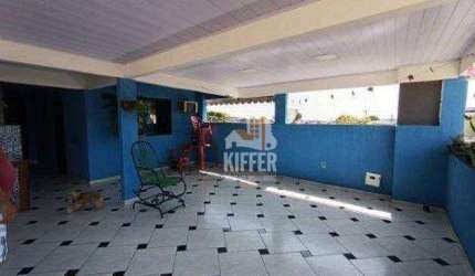 Casa tríplex com 5 quartos e terraço à venda no Jardim Catarina – São Gonçalo/RJ