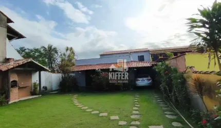 Kiffer Imóveis Apresenta: Casa em Itaipuaçu - 4 Quartos, 2 Suítes, 440m² - Próxima à Praia!