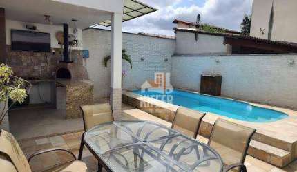 Casa com 3 quartos à venda, 225 m² por R$ 800.000 - Itaipu - Niterói/RJ