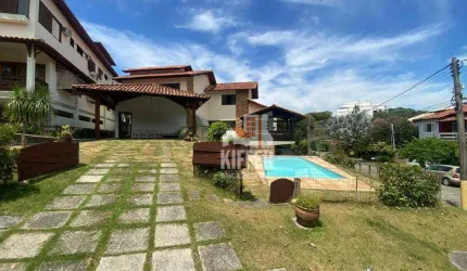 Casa com 5 Quartos para alugar, 350 m² por R$ 9.550/mês - Itaipu - Niterói/RJ