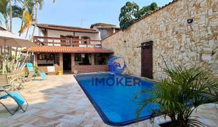 Casa térrea fora de condomínio; 3 dormitórios; 5 vagas; piscina; no bairro Jardim Nova Poá, Poá/SP