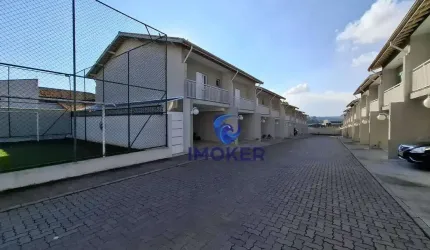 Sobrado em condomínio; no bairro Caxangá, Suzano/SP; 3 dormitórios (1 suíte); 2 vagas cobertas.