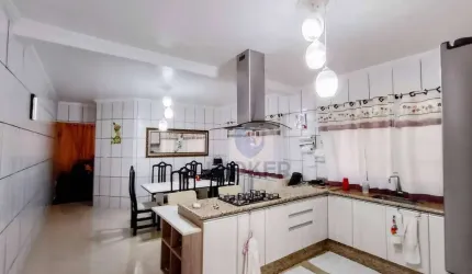 Sobrado com 3 suites e varandas, vagas 6 carros, Jd dos Ypês, Suzano/SP