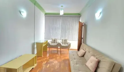 Apto de 2 qtos mobiliado e montado, varanda