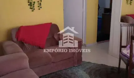 Apartamento Reformado com 02 dormitórios e vaga na Zona Sul