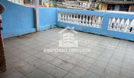 vende-se uma casa no conjunto prestes Maia em guaianases