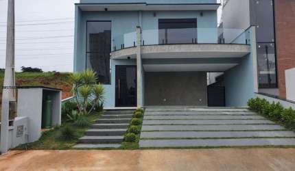 Casa para Venda em Mogi das Cruzes, Vila Socorro, 4 dormitórios, 3 suítes, 5 banheiros, 4 vagas