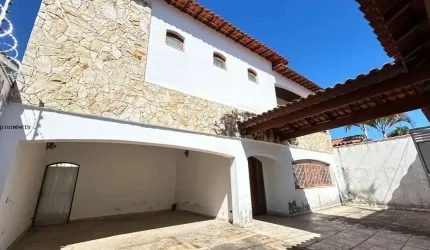 Sobrado para Venda em Mogi das Cruzes, Vila Mogilar, 5 dormitórios, 3 suítes, 6 banheiros, 5 vagas