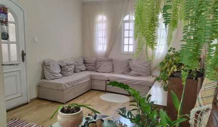 Casa Térrea para Venda em Mogi das Cruzes, Vila Mogilar, 4 dormitórios, 2 banheiros, 3 vagas