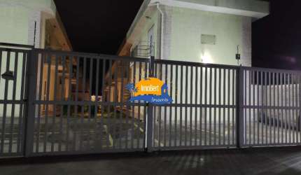 Excelente oportunidade: Casa de condomínio à venda em Bertioga-SP, bairro Rio da Praia, 2 quartos, 2 banheiros, 1 vaga, 74,92m².