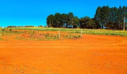 Terrenos lindos em ibiuna