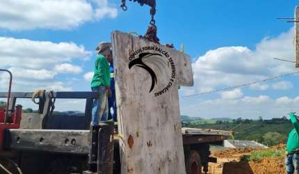 compre seu terreno com chácara construida