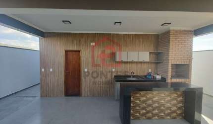 Casa a venda em Condominio
