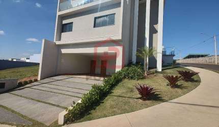 Casa em condomínio fechado com 3 quartos à venda no Lívia III, Botucatu , 300 m2 por R$ 1.600.000
