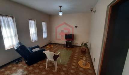 Casa com 6 quartos à venda no Jardim Paraíso, Botucatu  por R$ 700.000