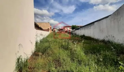 Terreno à venda no Jardim Paraíso II, Botucatu  por R$ 135.000
