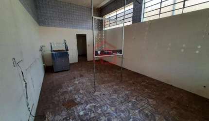 Casa com 3 quartos para alugar na Vila Maria, Botucatu  por R$ 1.600