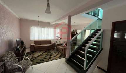 Casa com 3 quartos à venda na Vila Cidade Jardim, Botucatu , 272 m2 por R$ 695.000