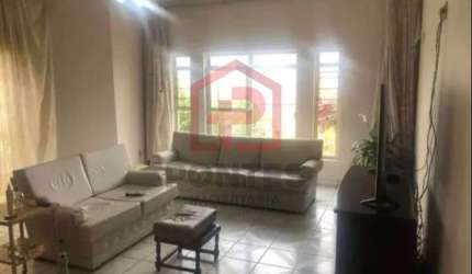Casa com 4 quartos à venda na Vila Guimarães, Botucatu  por R$ 1.300.000