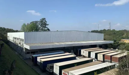GALPÃO LOCALIZADO EM COTIA, COM 14 DOCAS PD 12 MTS²