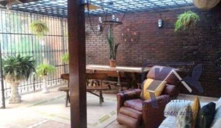 Casa para Venda - 360m², 3 dormitórios, sendo 2 suites, 3 vagas - Tristeza