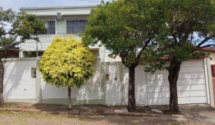 Casa para Venda - 259m², 4 dormitórios, sendo 1 suites, 4 vagas - Coronel Aparício Borges