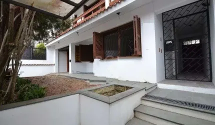 Casa para Venda - 267m², 4 dormitórios, sendo 1 suites, 2 vagas - Tristeza