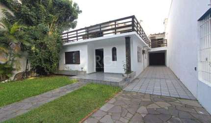 Casa para Locação/Aluguel - 240m², 4 dormitórios, 6 vagas - Nonoai