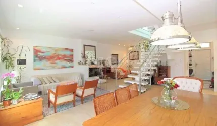 Casa de 317m², bairro jardim Lindoia