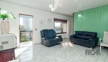 casa de 2 dormitórios, com 229m² no bairro Jardim Itu