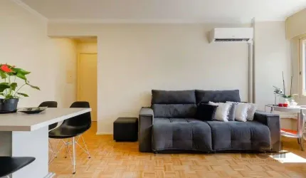 Apartamento de 2 dormitórios no bairro Menino Deus