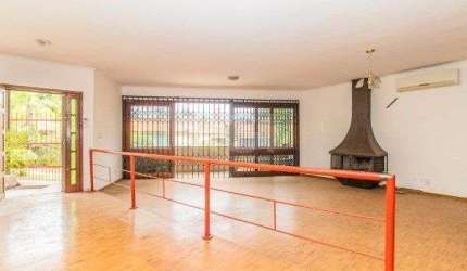 Casa para Venda - 408m², 3 dormitórios, sendo 3 suites, 4 vagas - Chácara das Pedras