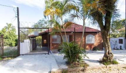 Casa para Venda - 200m², 3 dormitórios, 2 vagas - Cavalhada