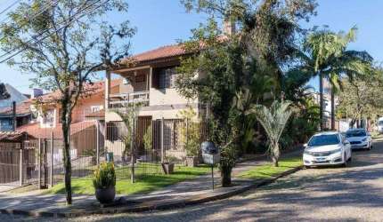 Casa com piscina para Venda , 4 dormitórios, sendo 1 suites, 3 vagas