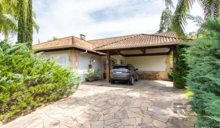 Casa Condominio para Venda - 380m², 3 dormitórios, sendo 3 suites, 6 vagas - Terra Ville