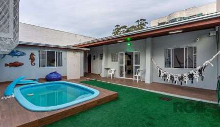 Casa no Jardim do Salso de 3 dormitórios pátio e piscina