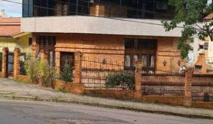 Casa para Venda - 200m², 3 dormitórios, sendo 1 suites, 4 vagas - Jardim Isabel