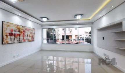 Vende-se apartamento impecável 2 quartos com suíte, 2 vagas cobertas, próximo da PUCRS - 80m² - Jardim Botânico