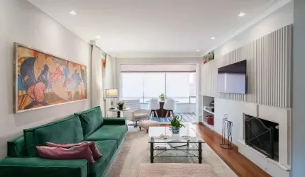 Vende-se apartamento com 3 quartos (1 suíte), 2 vagas e 171 m² -Bela Vista