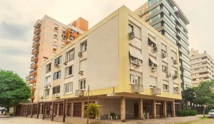 Apartamento de 3 quartos 1 vaga de garagem no bairro Menino Deus em Porto Alegre
