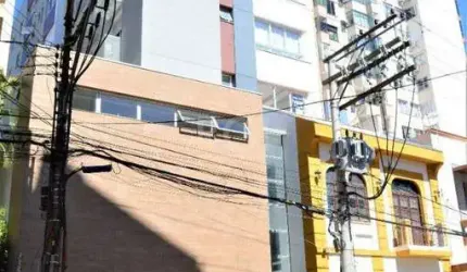 Excelente apartamento 2 dormitórios com garden e duas vagas no Bom Fim