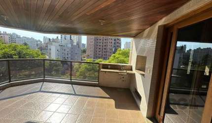 Apartamento de 3 quartos, suíte e 3 vagas de garagem no bairro Bela Vista