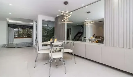 Casa em Chácara das Pedras