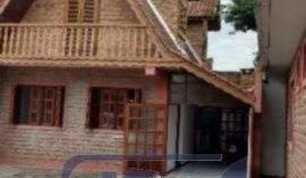 Sobrado para Venda - 140m², 3 dormitórios, 1 vaga - Glória, Porto Alegre
