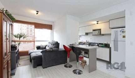 Apartamento de 60m², bairro Passo da Areia