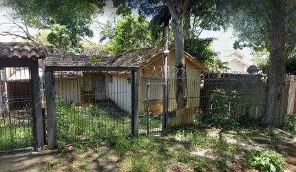 Casa 143m² - 3 dormitórios, 2 vagas no bairro Santa Tereza