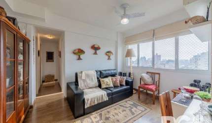 Apartamento de 65 m2 com 3 dormitórios sendo 1 suíte e 1 vaga no bairro Azenha.