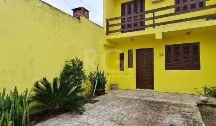 Casa para Venda - 150m², 3 dormitórios, Hípica