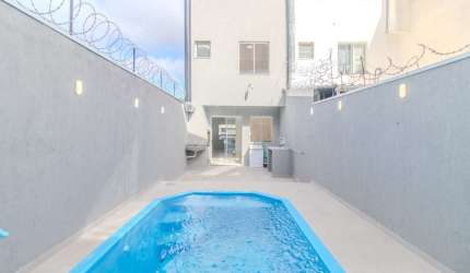Casa 2 suítes com piscina toda reformada no Guarujá